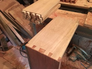 Box-jointed vanity drawer