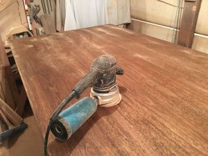 Sanding a timber slab